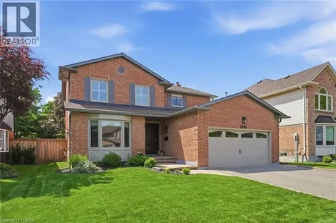 2418 Butternut Crescent Burlington ON L7M 3L3