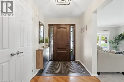 2418 Butternut Crescent Burlington ON L7M 3L3