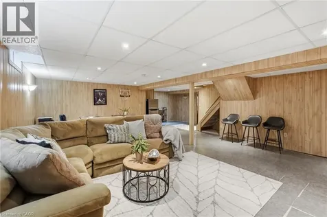 2418 Butternut Crescent Burlington ON L7M 3L3