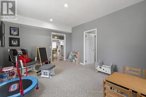 15 Whitechurch Street Huron-kinloss ON N0G 2W0