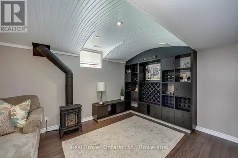 11 Chalmers Court Port Hope ON L1A 4J3