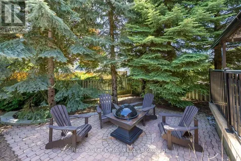 11 Chalmers Court Port Hope ON L1A 4J3