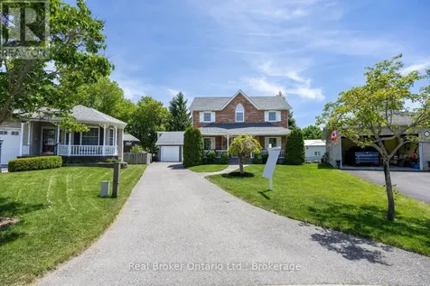 11 Chalmers Court Port Hope ON L1A 4J3