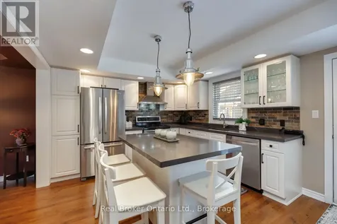 11 Chalmers Court Port Hope ON L1A 4J3