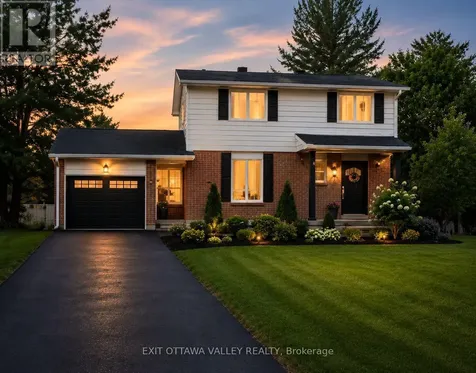 13 Tamarack Street Deep River ON K0J 1P0