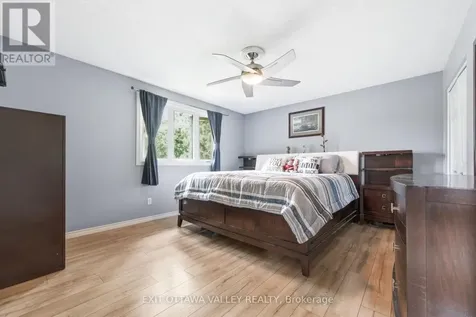 13 Tamarack Street Deep River ON K0J 1P0