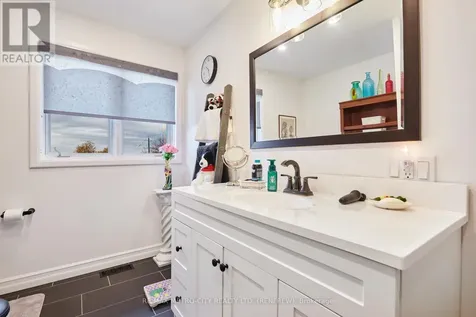 115 Ivy Avenue Renfrew ON K7V 4C9
