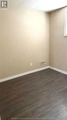 4671 Unicorn Avenue Windsor ON N9G 3E3