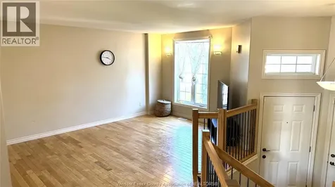 4671 Unicorn Avenue Windsor ON N9G 3E3