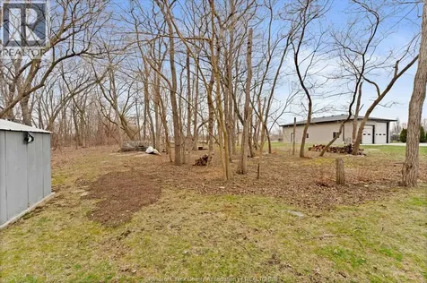 963 Front Road South Amherstburg ON N9V 2M4