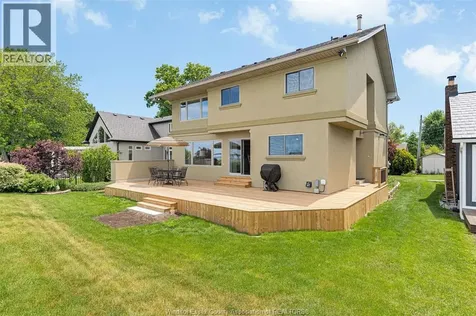 281 Lakeview Drive Belle River ON N0R 1A0