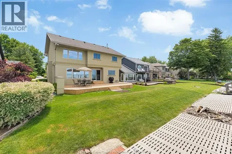 281 Lakeview Drive Belle River ON N0R 1A0