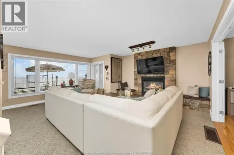 281 Lakeview Drive Belle River ON N0R 1A0