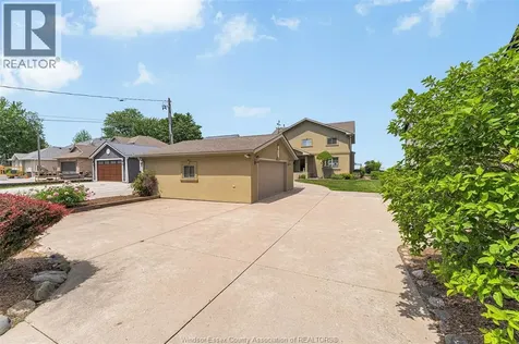 281 Lakeview Drive Belle River ON N0R 1A0