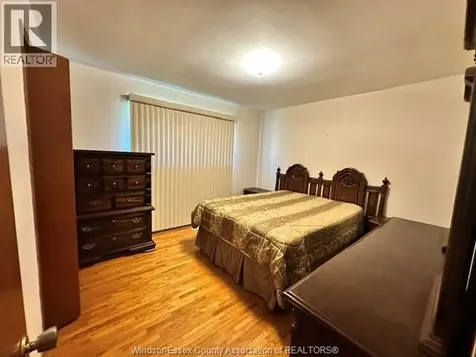 921 Kennedy Drive West Windsor ON N9G 1T2