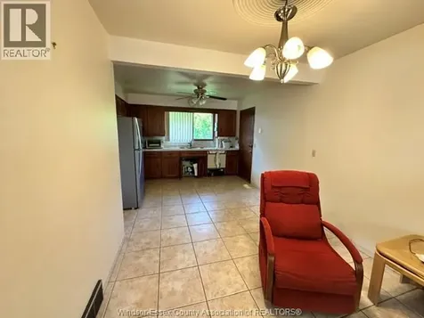 921 Kennedy Drive West Windsor ON N9G 1T2