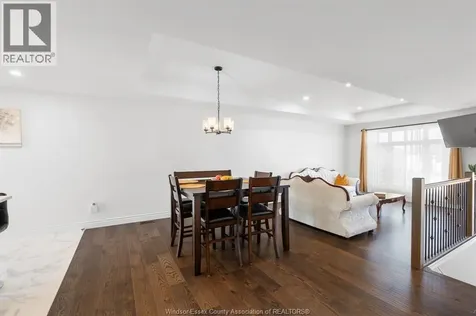 208 Clarke Amherstburg ON N9V 0G6