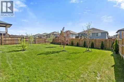 208 Clarke Amherstburg ON N9V 0G6