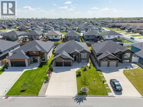 208 Clarke Amherstburg ON N9V 0G6