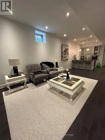 77 Robert Berry Crescent King (king City) ON L7B 0M6