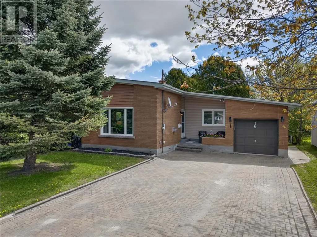 16 Clairmont Street Sudbury ON P3B 3S5
