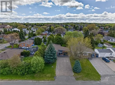 16 Clairmont Street Sudbury ON P3B 3S5
