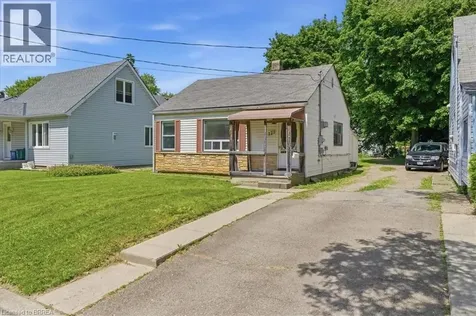 121 Wilkes Street Brantford ON N3T 4W4