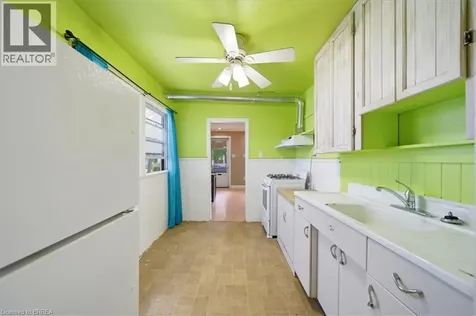 121 Wilkes Street Brantford ON N3T 4W4
