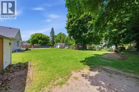 121 Wilkes Street Brantford ON N3T 4W4
