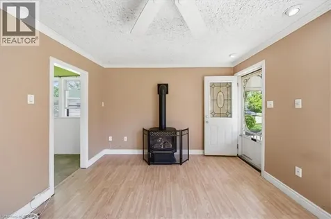 121 Wilkes Street Brantford ON N3T 4W4