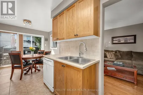 2010 Bergamot Circle Ottawa ON K4A 4R2