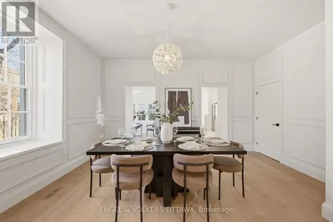 35 Mackay Street Ottawa ON K1M 2B2
