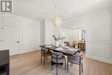 35 Mackay Street Ottawa ON K1M 2B2
