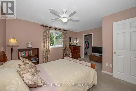37 Shandon Avenue Ottawa ON K2J 4E3
