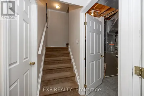 37 Shandon Avenue Ottawa ON K2J 4E3