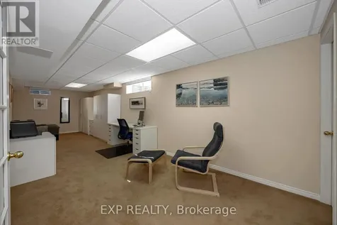 37 Shandon Avenue Ottawa ON K2J 4E3