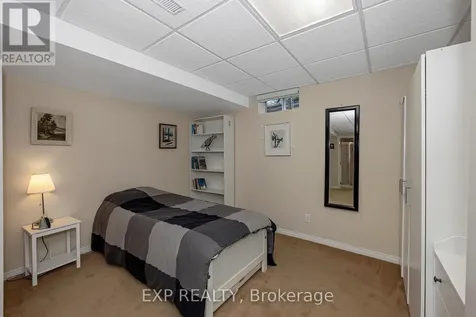 37 Shandon Avenue Ottawa ON K2J 4E3