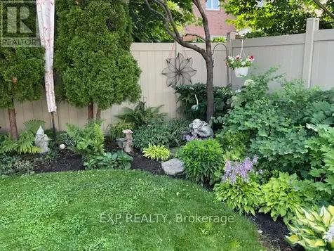 37 Shandon Avenue Ottawa ON K2J 4E3