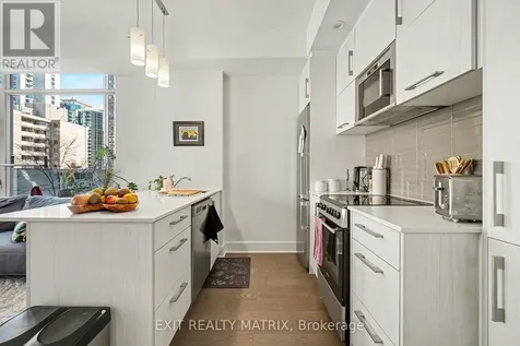 255 Bay Street Ottawa ON K1R 0C5