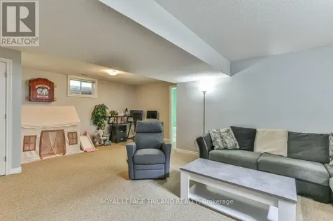 9 Brookside Drive St. Thomas ON N5P 4P1