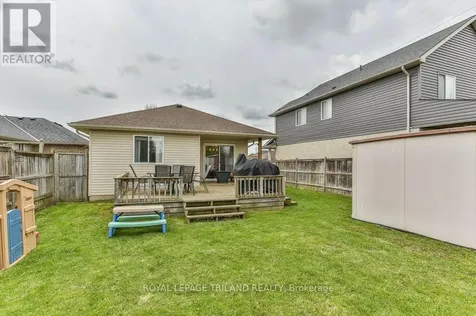 9 Brookside Drive St. Thomas ON N5P 4P1