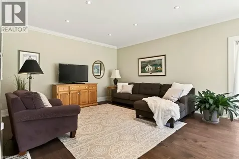 377 Hess Street South Hamilton ON L8P 3R2