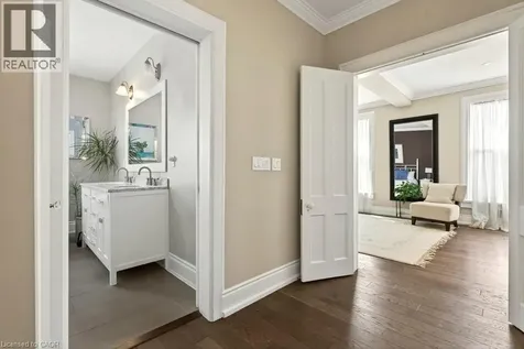 377 Hess Street South Hamilton ON L8P 3R2
