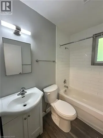 64 Oakwood Avenue Simcoe ON N3Y 1H6