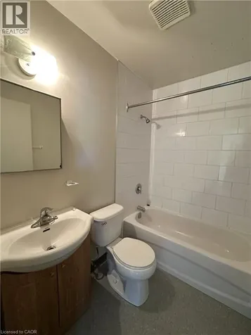 64 Oakwood Avenue Simcoe ON N3Y 1H6
