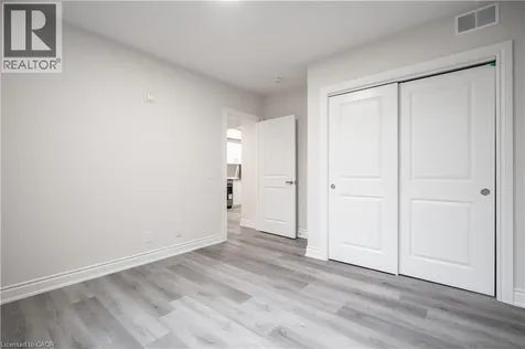 259 King Street East Stoney Creek ON L8G 1M1