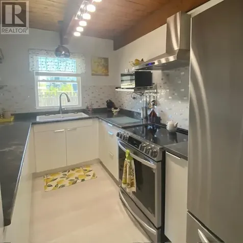 611 Daneff Crescent Geraldton ON P0T 1M0
