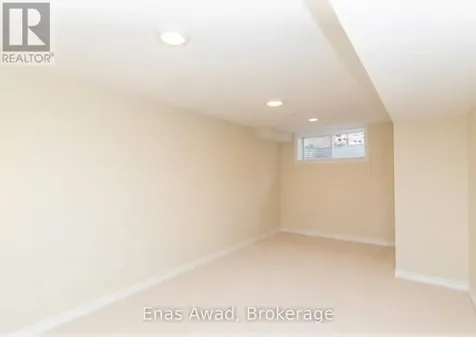 106 Talltree Crescent Ottawa ON K2S 0A9