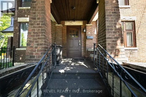 8 Abigail Avenue Brantford ON N3R 4R7