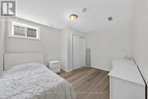 264 Holbeach Court Waterloo ON N2J 4Y7